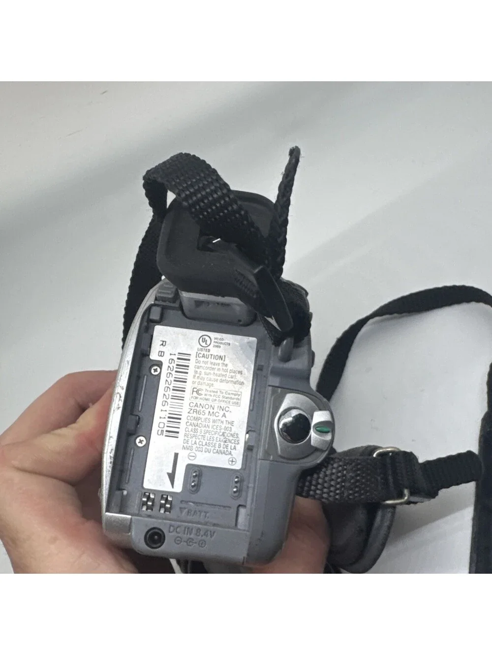 Canon ZR65 MC MiniDV Digital Video Camcorder 20x Optical Zoom / Works NO BATTERY